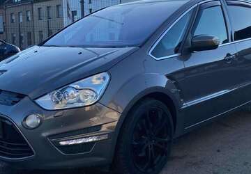 Ford S-Max 190.000 km 7.499 &euro; Düren 52353