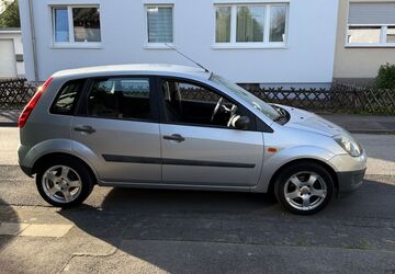 Ford Fiesta 106.000 km 2.100 &euro; Pulheim 50259