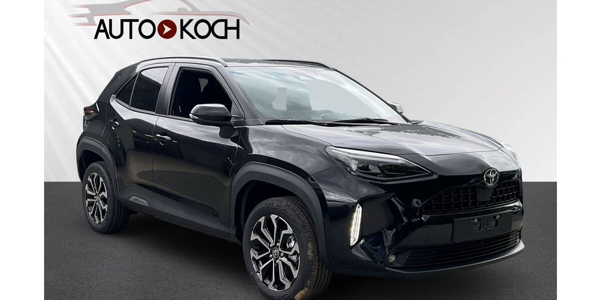 Toyota Yaris Cross 1.500 km 26.333 &euro; Düren 52351