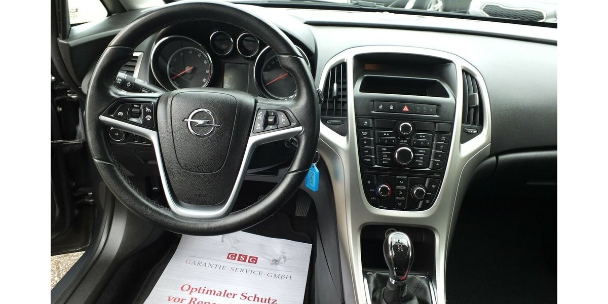 Opel Astra ACTIVE KLIMAANLAGE 17 ZOLL LMF TEMPOMAT 92.855 km 7.498 &euro; Köln 50858