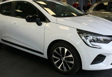 Renault Clio SCe 65 EQUILIBRE 17.461 km 12.980 &euro; Euskirchen 53881