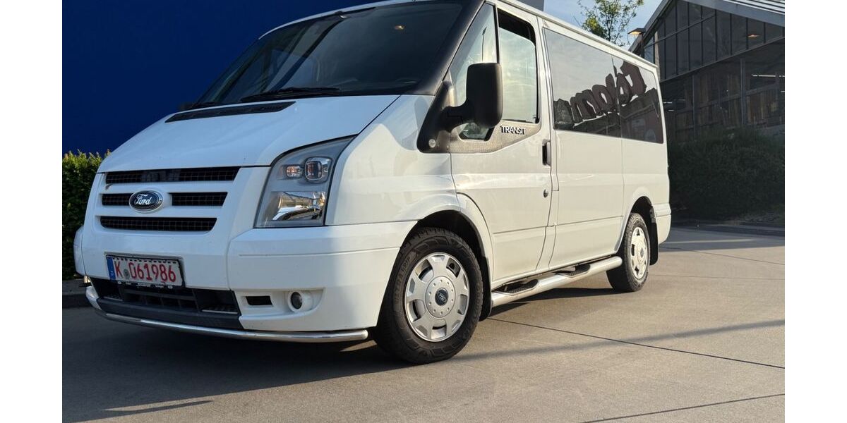 Ford Transit 218.000 km 9.900 &euro; Köln 50939