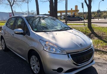 Peugeot 208 27.000 km 9.700 &euro; Köln 51107