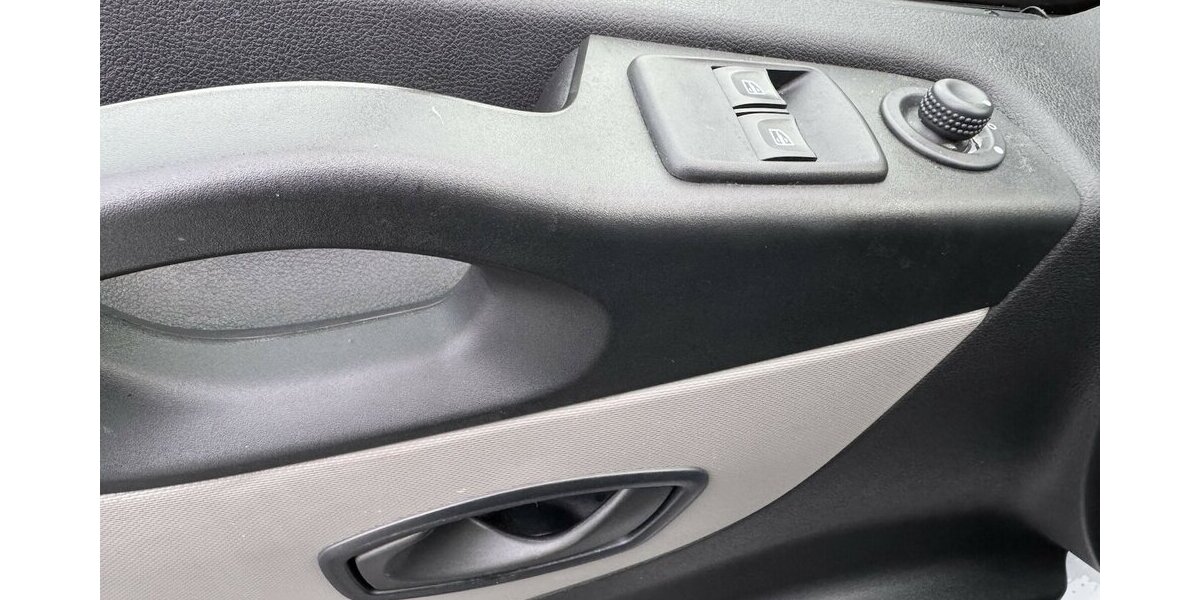 Renault Trafic L2H1 Klima Navi Sth. Regale/Schraubst E6 85.000 km 16.000 &euro; Erftstadt 50374