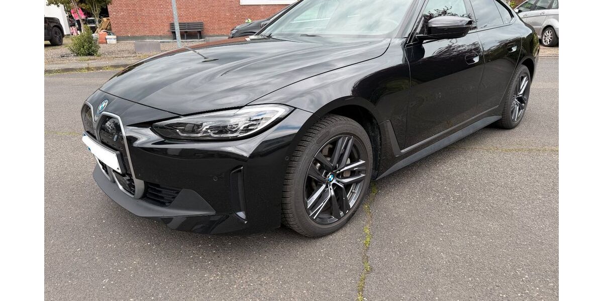 BMW i4 23.000 km 38.600 &euro; Erftstadt 50374