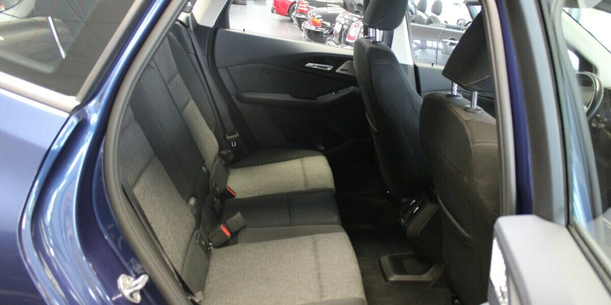 BMW 218 218d Active Tourer Aut. 89.998 km 21.980 &euro; Euskirchen 53881