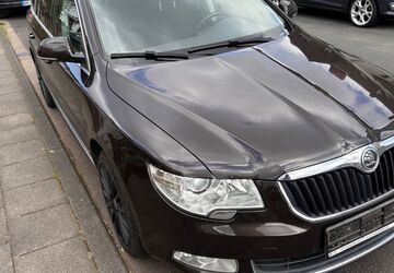 Skoda Superb 247.500 km 7.200 &euro; Köln 50769