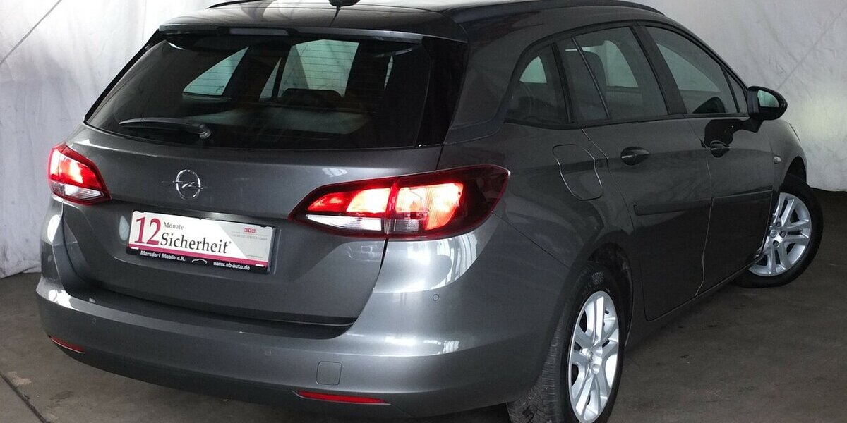 Opel Astra SPORTS TOURER NAVI 1.HD BLUETOOTH ALLWETTERR 125.000 km 9.908 &euro; Köln 50858