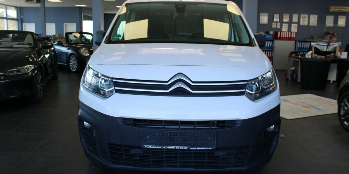 Citroen Berlingo 1.5 BlueHDI 130M - AHK - Head-Up - 132.598 km 10.980 &euro; Euskirchen 53881