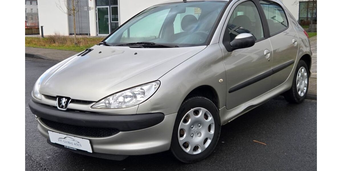 Peugeot 206 100.000 km 1.499 &euro; Köln (Ostheim) 51107