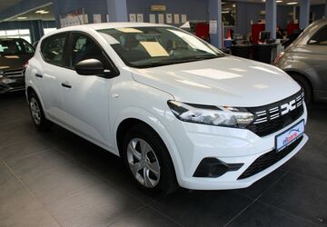 Dacia Sandero 18.622 km 13.480 &euro; Euskirchen 53881