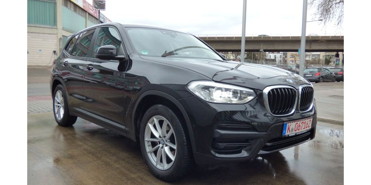 BMW X3 200.000 km 20.900 &euro; Köln 51105