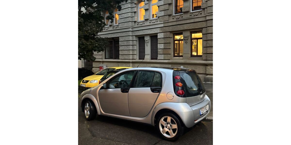 Smart ForFour 128.000 km 2.699 &euro; Köln 50733