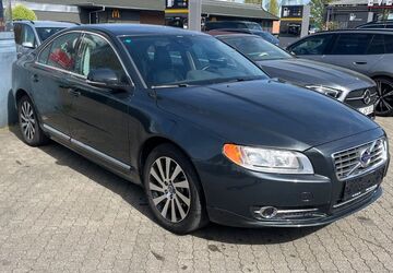 Volvo S80 89.500 km 11.990 &euro; Wesseling - Köln 50389