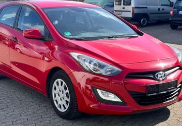 Hyundai i30 64.610 km 7.950 &euro; Bornheim 53332