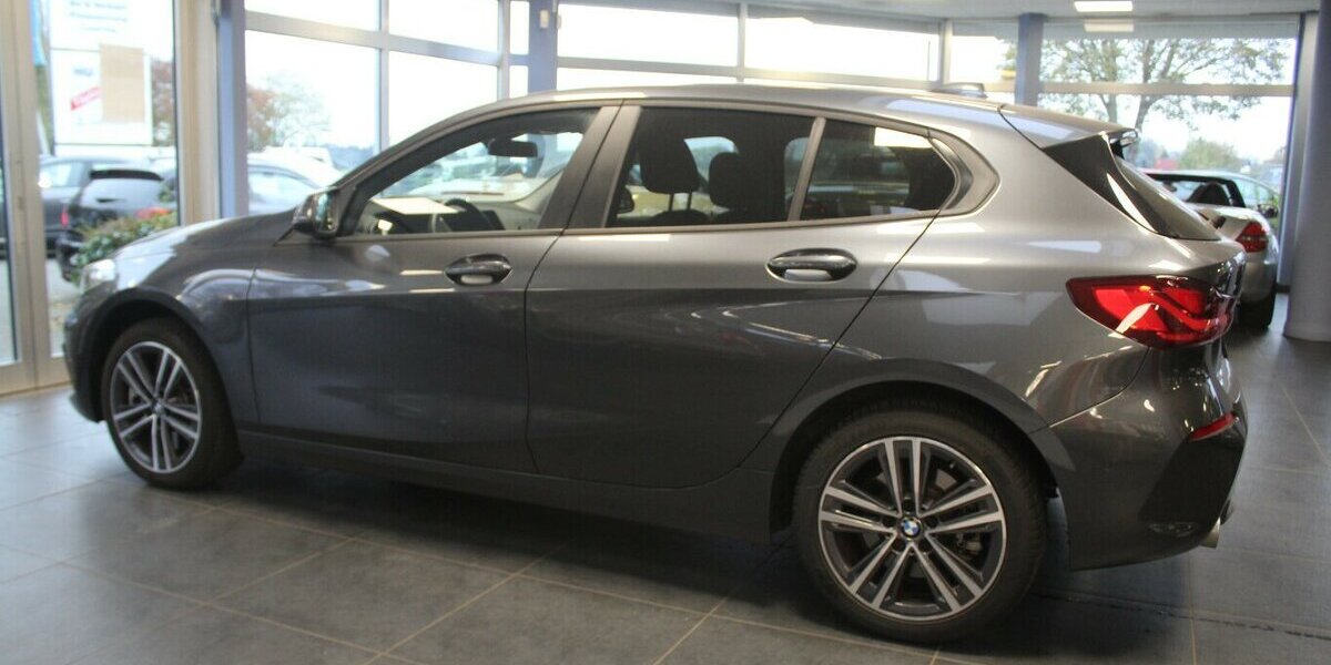 BMW 120 120i Aut. Advantage 16.563 km 24.980 &euro; Euskirchen 53881