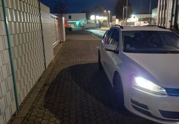 VW Golf 168.000 km 12.400 &euro; Duren 52349