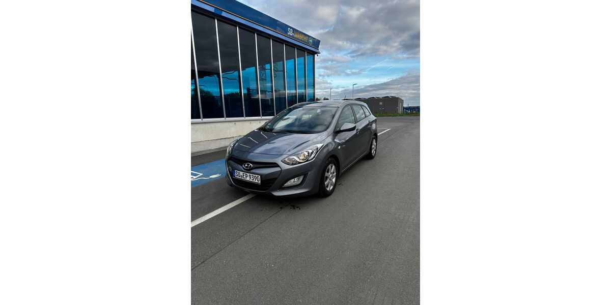 Hyundai i30 206.000 km 4.500 &euro; Bornheim 53332
