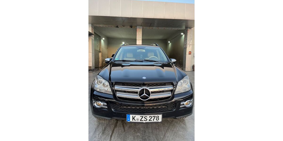Mercedes-Benz GL 320 335.258 km 8.990 &euro; Köln 50769